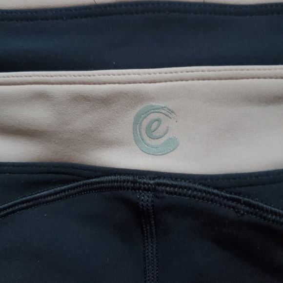 Calme women's leggings size Medium. - Picture 9 of 9